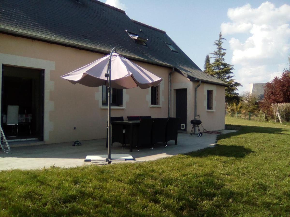 L'Escapade Lochoise Bed & Breakfast Génillé Bagian luar foto